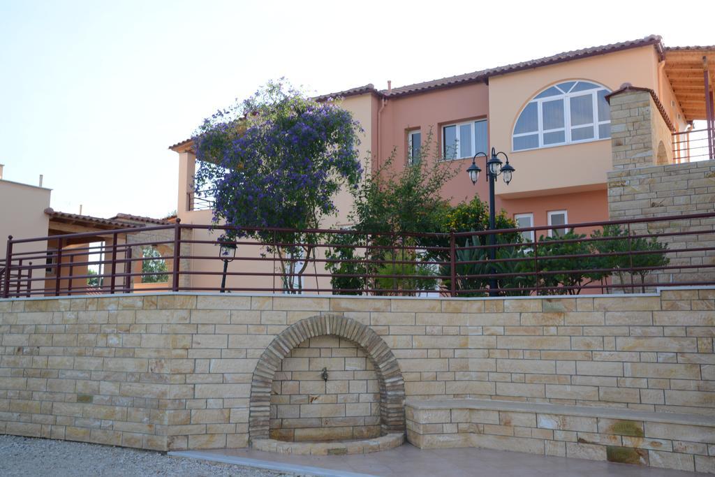 Maria'S Filoxenia Suites Δρέπανο Εξωτερικό φωτογραφία